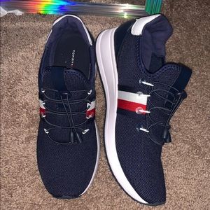 Tommy Hilfiger Women’s Fashion Sneakers